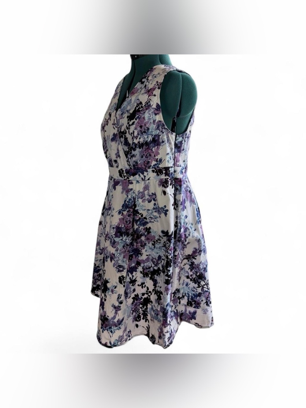 Lane Bryant Floral Wrap Midi Dress in Cream, Purple and Blue - Picture 2 of 7